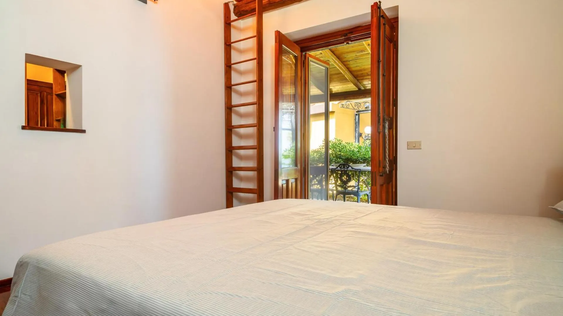 فيلا Casa Gina أتشيريالي بيت للعطل